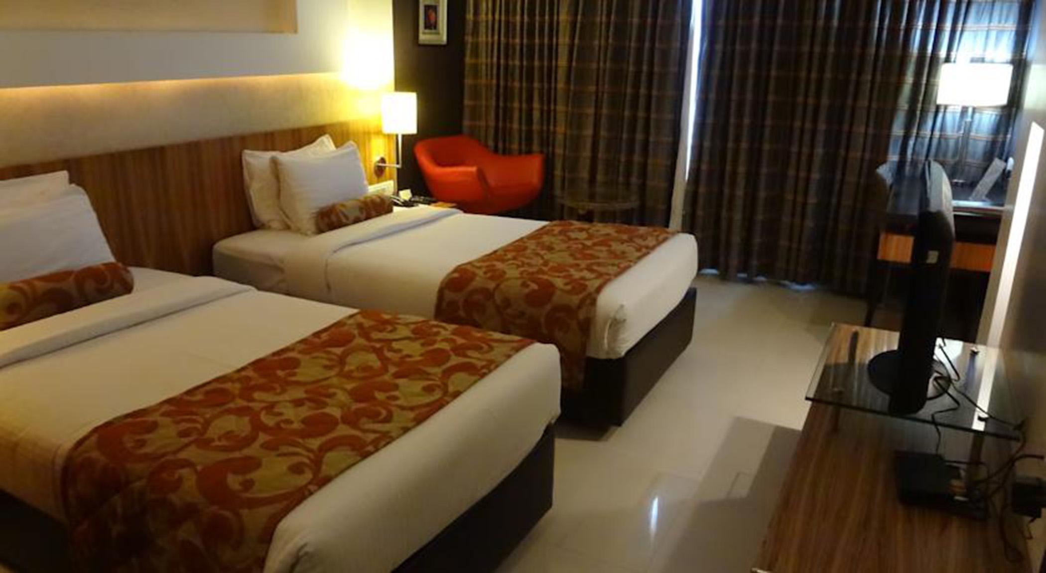 Hotel Satkar Residency Thane Exterior foto